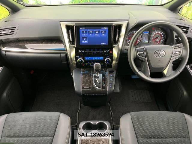 Toyota VELLFIRE 2022-04 213907-1