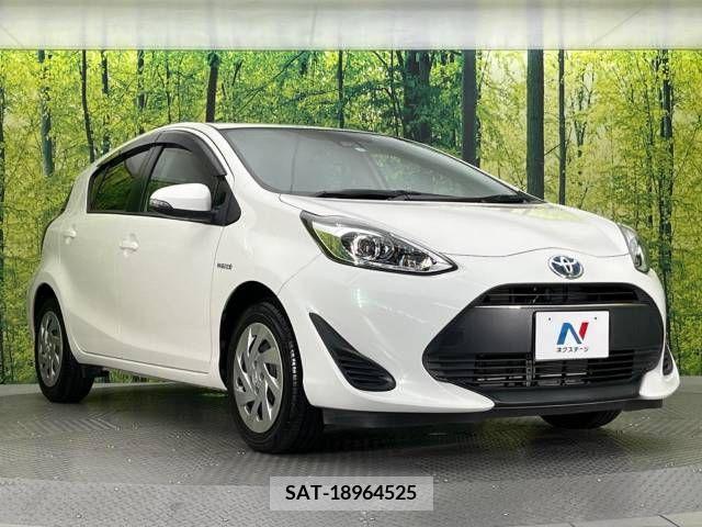 Toyota AQUA 2017-10 356278-16