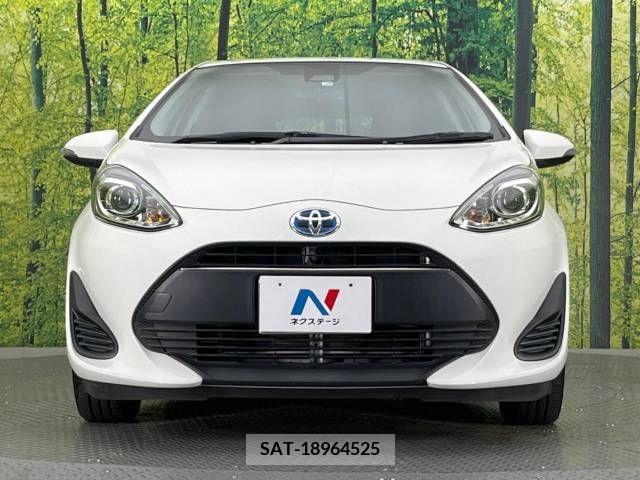 Toyota AQUA 2017-10 356278-14