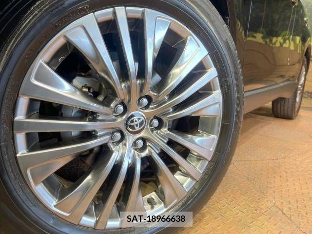 Toyota HARRIER 2020-10 313428-13