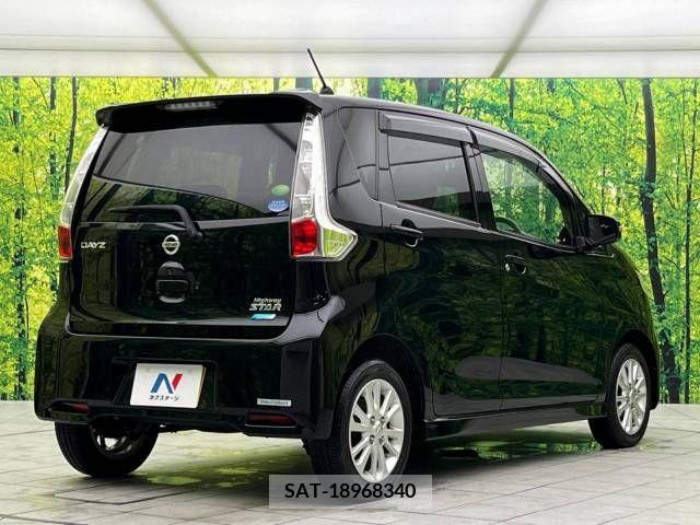 Nissan DAYZ 2013-09 323247-17