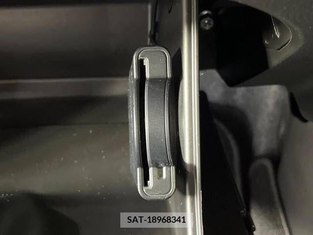 Suzuki HUSTLER 2021-01 380549-6