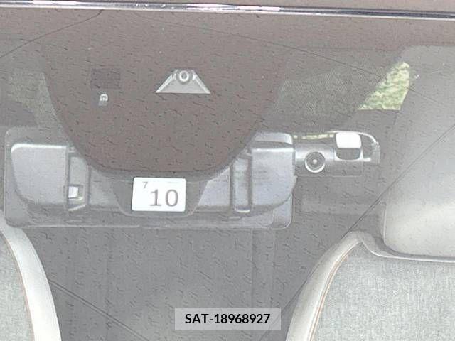 Mazda MX-30 2022-10 221836-2