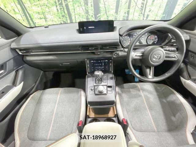 Mazda MX-30 2022-10 221836-1