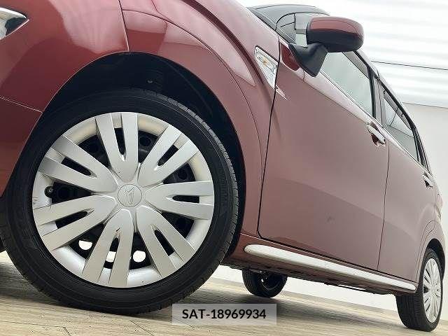 Daihatsu CAST 2017-10 209933-12