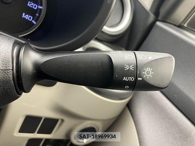 Daihatsu CAST 2017-10 209933-7