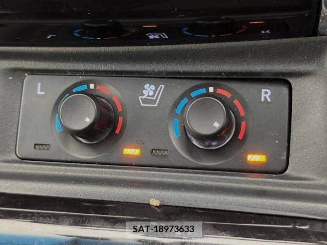 Toyota ALPHARD 2022-08 299560-7