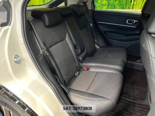 Honda VEZEL 2022-10 369927-9