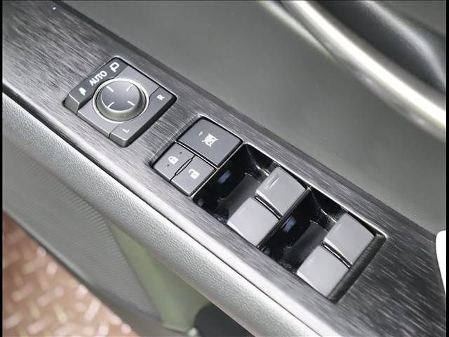 Lexus UX 2019-02 192892-16