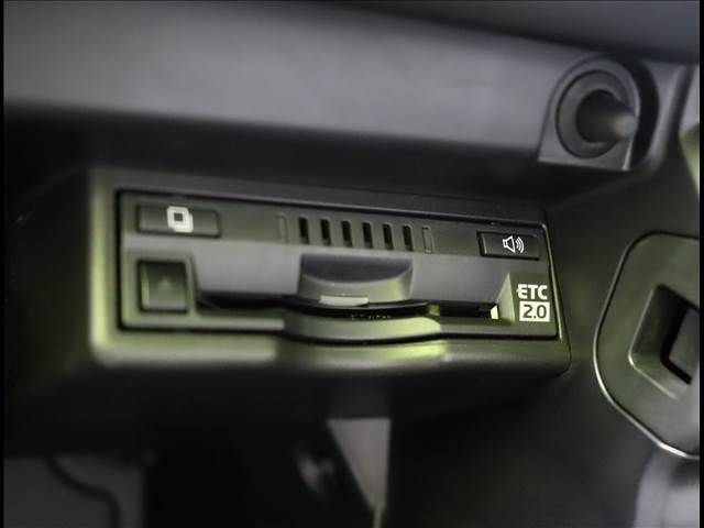 Lexus UX 2019-02 192892-7