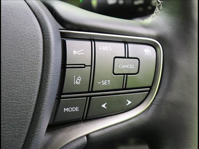 Lexus UX 2019-02 192892-10