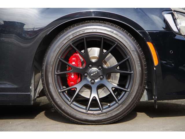 Chrysler 300 2016-09 528-6