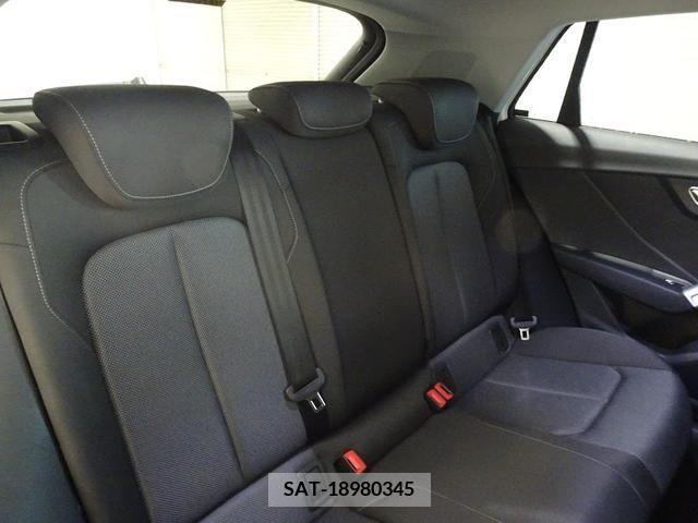 Audi Q2 2019-03 261161-17