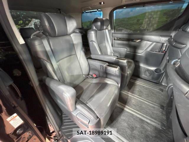 Toyota ALPHARD 2017-02 213938-9