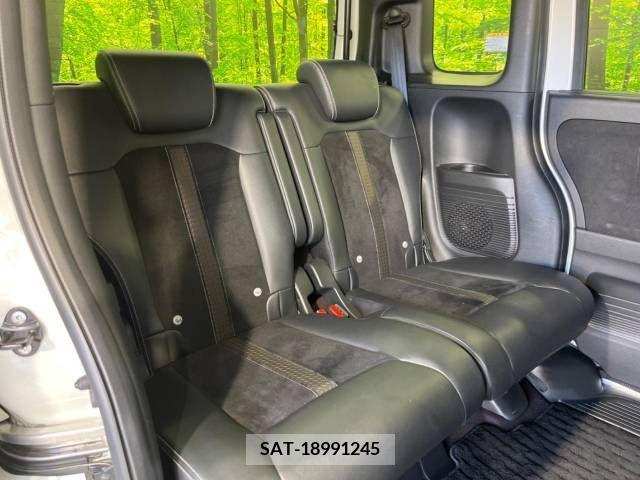 Honda N BOX CUSTOM 2020-04 279261-9