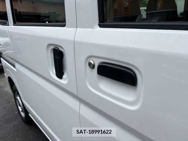 Nissan CLIPPER 2017-04 327691-13