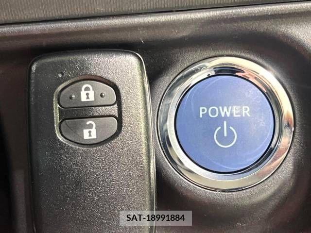Toyota AQUA 2014-02 292291-4