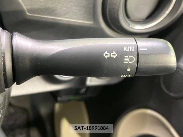 Toyota AQUA 2014-02 292291-6