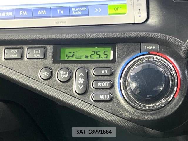 Toyota AQUA 2014-02 292291-7