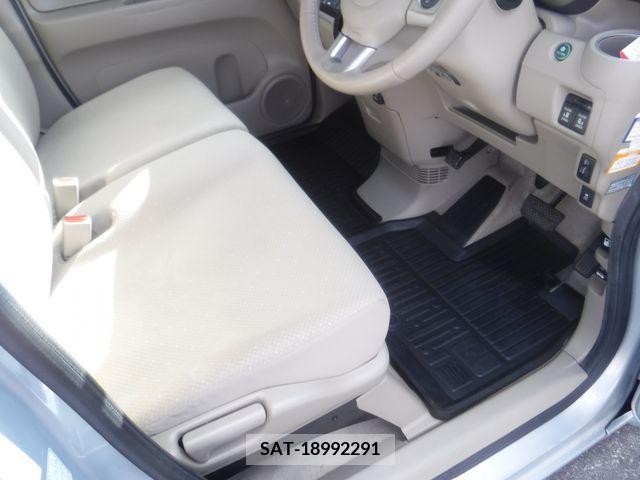 Honda N BOX 2013-06 213623-11