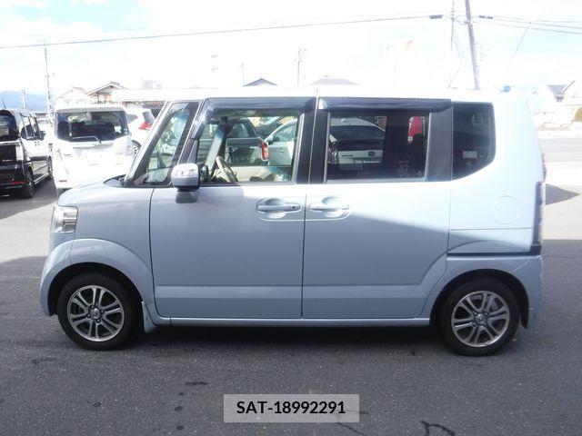 Honda N BOX 2013-06 213623-7