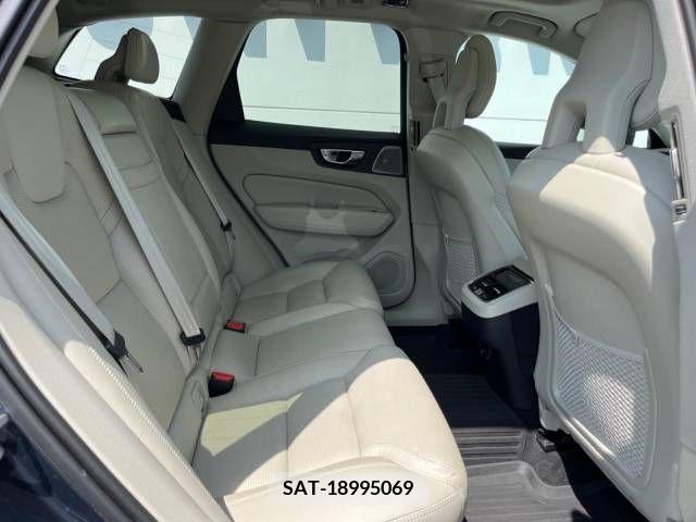 Volvo XC60 2017-11 334675-9