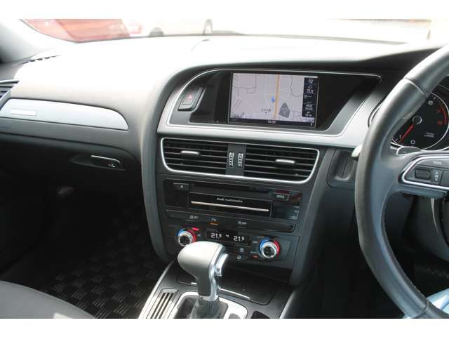 Audi A4 2012-06 22161-16