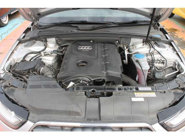 Audi A4 2012-06 22161-19