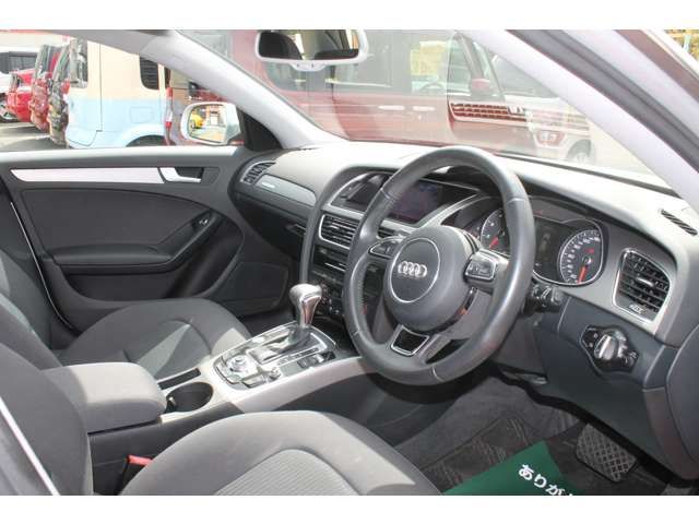Audi A4 2012-06 22161-12