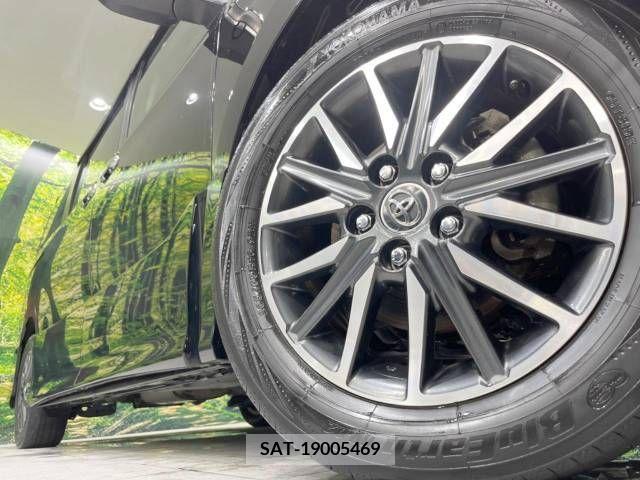 Toyota VOXY 2015-07 321436-13