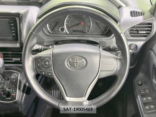 Toyota VOXY 2015-07 321436-11