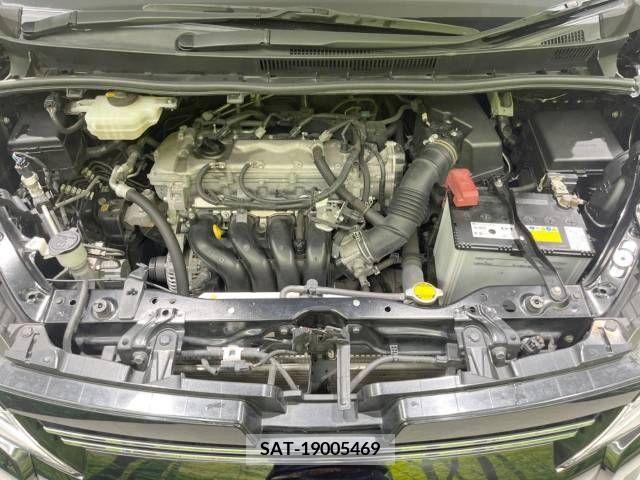 Toyota VOXY 2015-07 321436-18