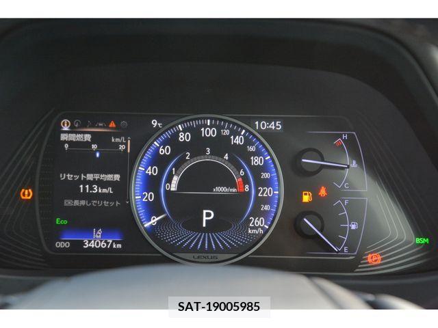 Lexus UX 2018-11 221828-8