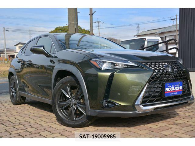 Lexus UX 2018-11 221828-2