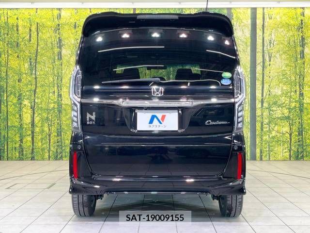 Honda N BOX 2019-02 338198-15