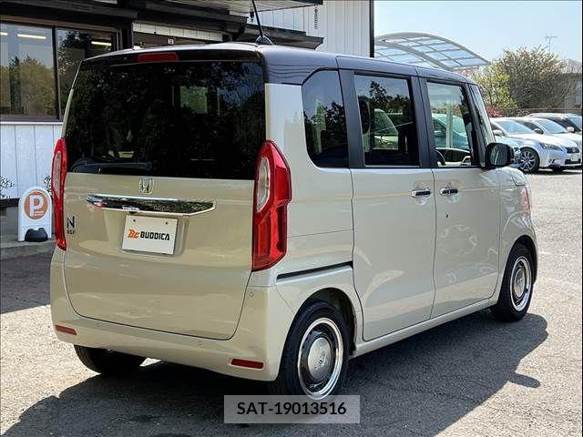 Honda N BOX 2022-12 233960-23