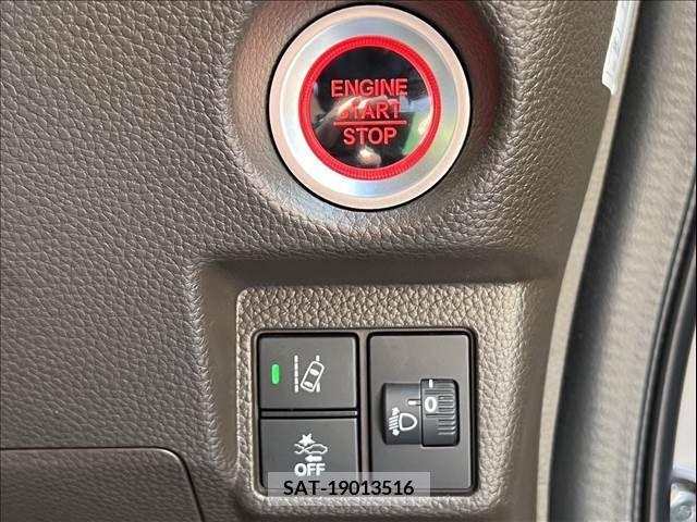 Honda N BOX 2022-12 233960-16