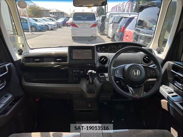 Honda N BOX 2022-12 233960-1