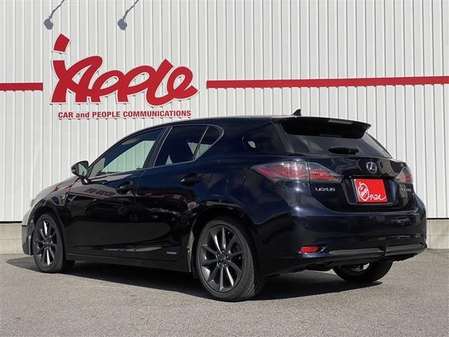 Lexus CT 2012-02 26830-2