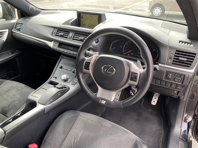 Lexus CT 2012-02 26830-4