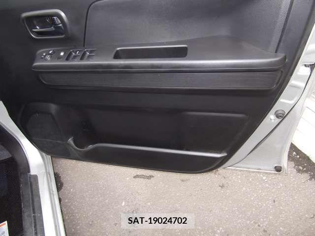Suzuki WAGON R 2023-05 370985-16