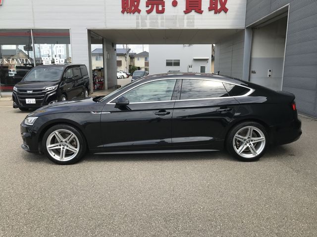 Audi A5 2018-03 21149-24