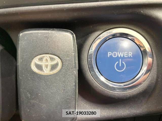 Toyota AQUA 2012-03 383275-5