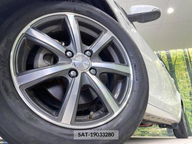 Toyota AQUA 2012-03 383275-13