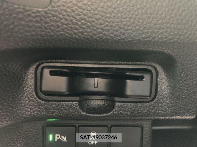 Honda N BOX CUSTOM 2022-04 279084-12