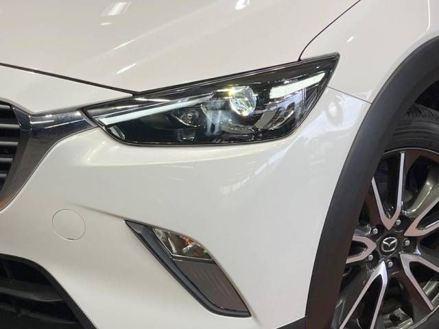 Mazda CX-3 2015-03 24898-11