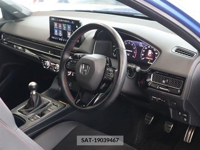 Honda CIVIC 2021-11 396087-1