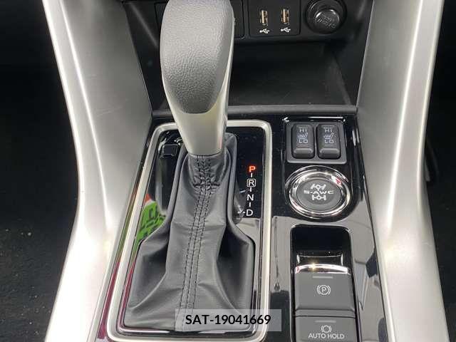 Mitsubishi ECLIPSE CROSS 2023-06 359519-16
