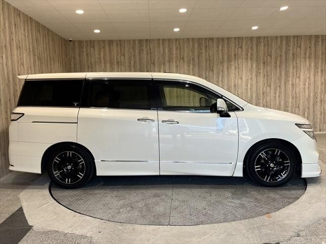Nissan ELGRAND 2014-03 21524-3