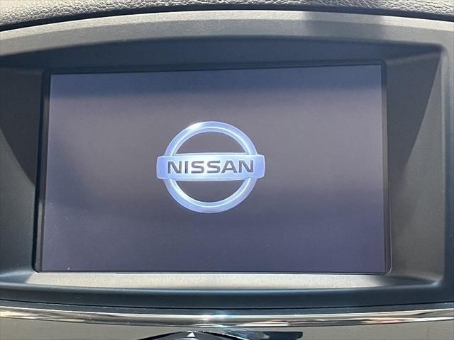 Nissan ELGRAND 2014-03 21524-26
